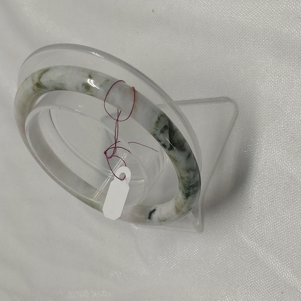 Jadeite bangle - Picture 5 of 6